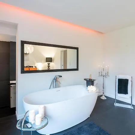 La Gazza Ladra Πανσιόν 4*